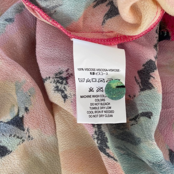 Jen’s Pirate Booty multi color print dress - Picture 6 of 6